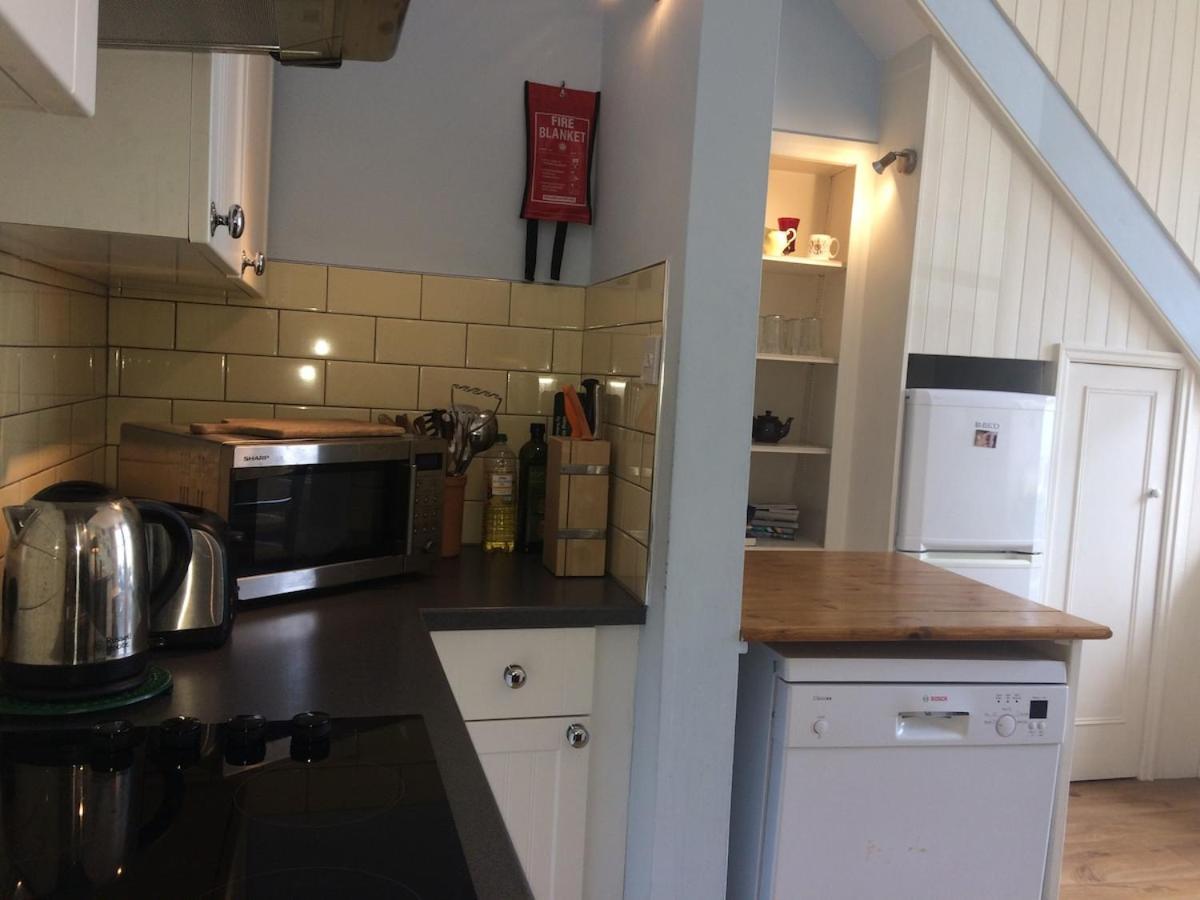 Notting Hill Charm -Sleeps 5 - Urban Retreat Daire Londra Dış mekan fotoğraf